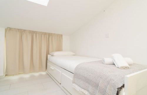 Lovely Attic - Foto 19