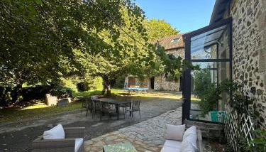 Gîte en Corrèze 12 pers, Piscine chauffée et Salle de jeux - Foto 4