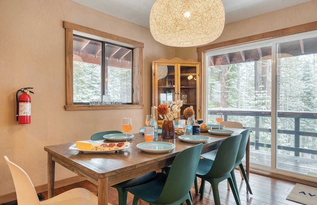 Private Deck, Fireplace, and Ski Access Near Northstar The Lazy Bear - Foto 11