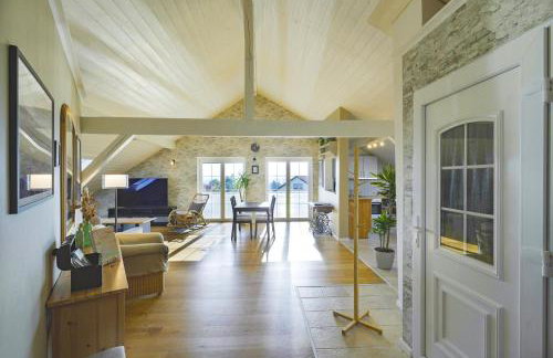 Happy Hugle Haus - Foto 1