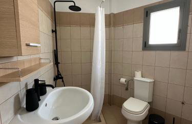 Ammos Andros Accommodation - Photo 27