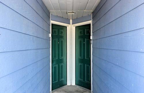 Waterfront Middle Bass Condo with Pool Access! - Foto 22