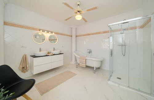 Casa Metro Spaniahome - Photo 21