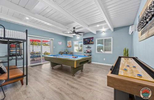 The Splash Society-Pool, Spa, Games, and Vibes - Photo 41