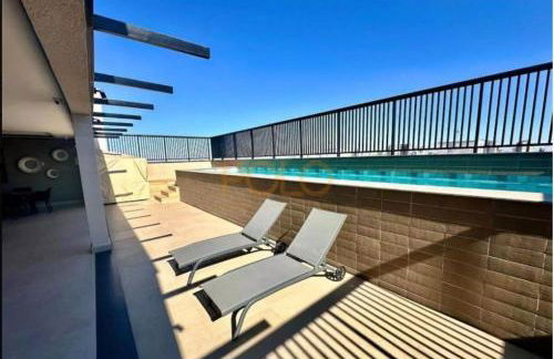 Studio moderno, rooftop com piscina, próx UFU - Foto 6