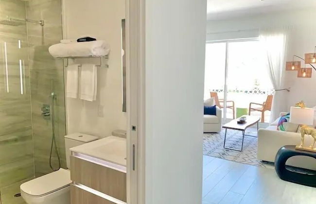 The Grove - Photo 35