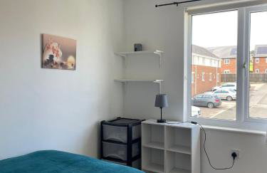 Beautiful home with 3 beds in 3 seperate rooms in Durham free parking - Foto 10