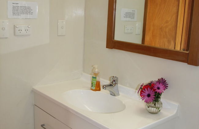 Saints Holiday Apartments - Foto 7