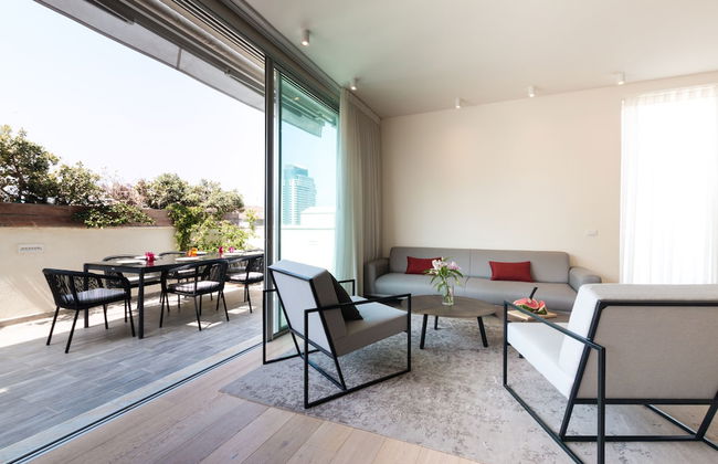 Live like Royalty in TLV DLX 2 Floor Apt - Foto 13