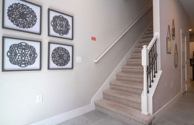 Modern Chic Home Mickey and Toy Story Rooms - Foto 26