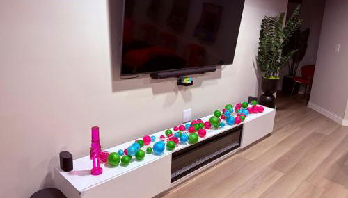 Modern Luxe 3B2B - Hot Tub - Game Room - EV Charger - Walk to Downtown LS - Foto 2