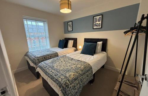 3 Beds with off-street parking for 2 cars, fast Wifi, sleeps 6 - Foto 30