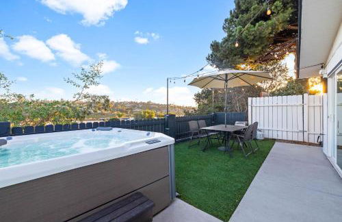 Dog-Friendly House with Hot Tub, AC, Game Room - Photo 46