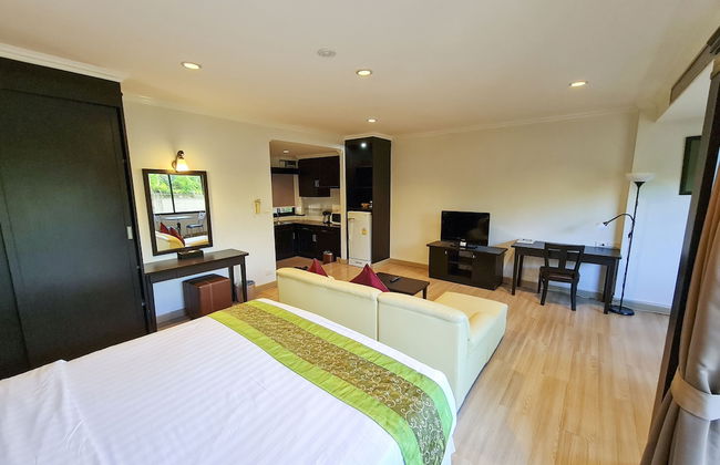 Grand Garden Hotel & Residence - Photo 3