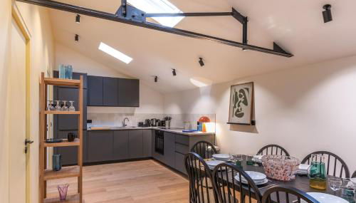 Architect Loft - 15 min from city center - 8 guests - Foto 4, stove, pet friendly, minibar