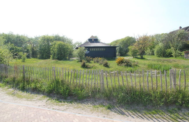 Quaint Holiday Home in Bergen aan Zee near Sea - Photo 23