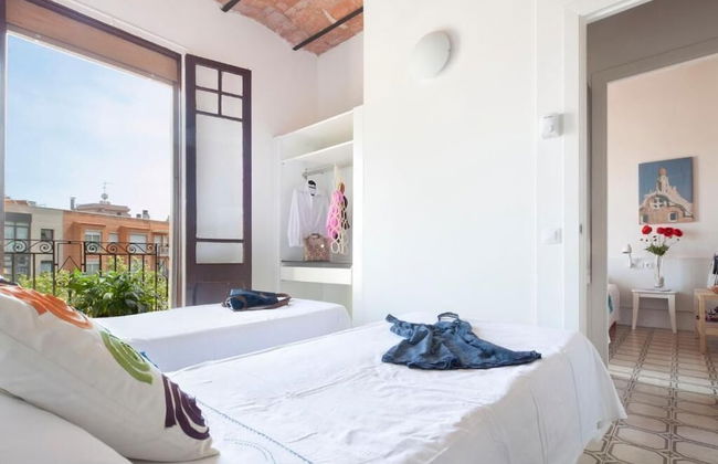 Happy People Gaudi Sant Pau - Foto 50