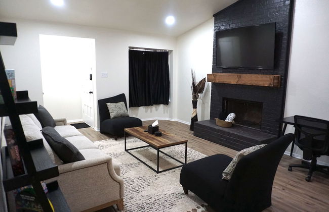 Newly Updated Cozy Home - Foto 15