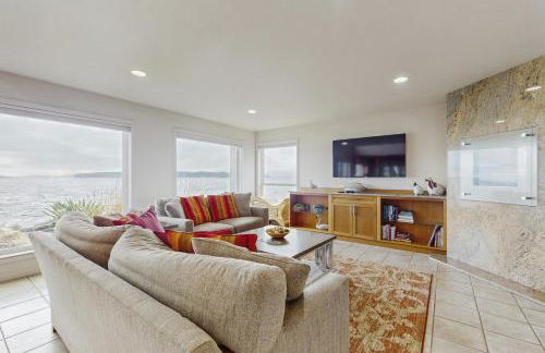 Camano Island Waterfront Modern Splendor - Foto 2