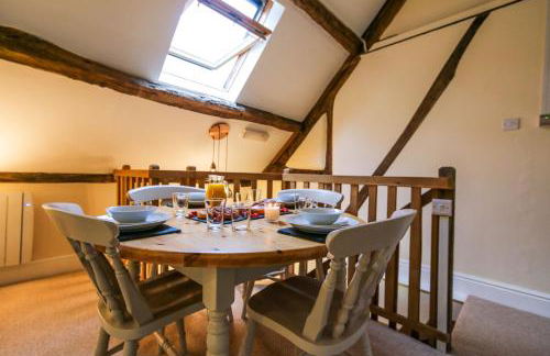 Lake Cottages at Cwm Chwefru - Foto 54