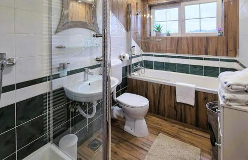 Beautiful Home In Tuheljske Toplice - Foto 31