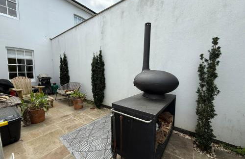 Tranquil Seaside Cottage by NewFo - Photo 57