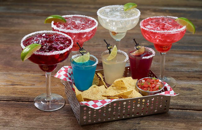 Hard Rock Cafe Philadelphia - Photo 5