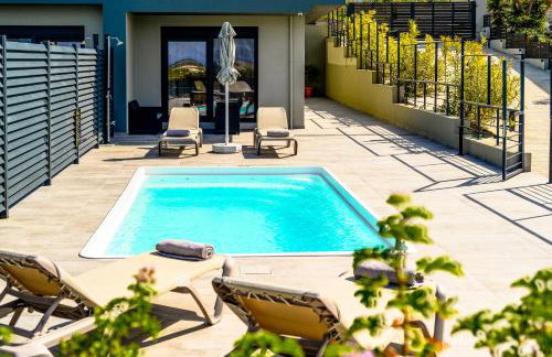 Limi Deluxe Sea View Suites - Private Pools - Foto 112