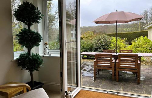 2 Shanklin Manor - Ground Floor apartment overlooking Park in Shanklin Old Village - Photo 26