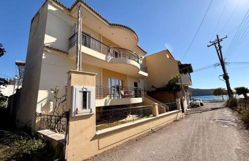 Trizonia View Beach House - Glyfada Village by MPS - Photo 16