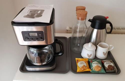 Meadow House- Driveway Parking and Fireplace - Foto 20