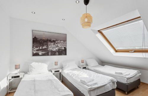 Stylish & Relaxing Penthouse ~ Workspace ~ Parking - Foto 38