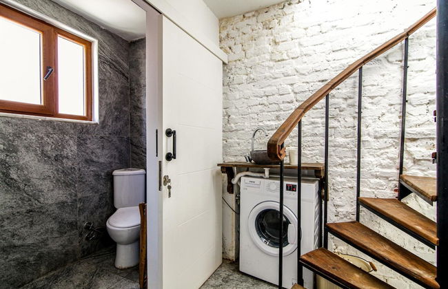 Single House Luminous and Chic Flat in Fatih - Photo 11