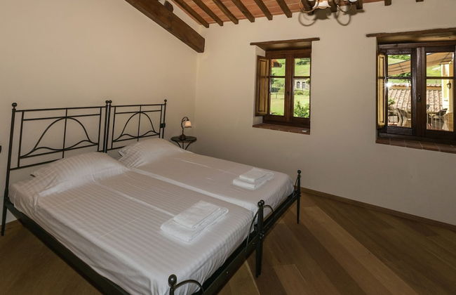 Scenic Stay in Poppi With Pool - Foto 2