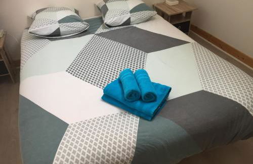 Maison de ville 3 chambres 3 salles d'eau parking 2 places - Foto 11