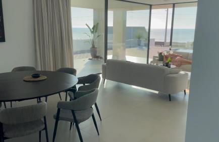 Exclusive Beach House with full sea view, Luxury and Comfort by the Sea - Foto 14