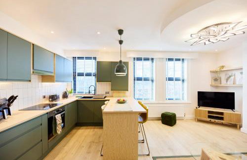 Aura - Elegant Retreat in Prime Leeds Location! - Foto 54