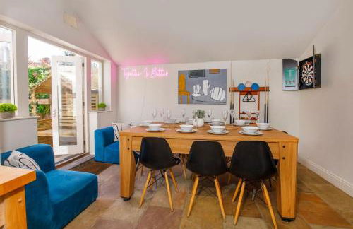 Hot Tub - Pool Table, Central - Photo 10