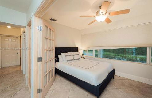 Oceanfront Luxury Villa 5Bedroom and 4Bath Beach Access - Photo 28