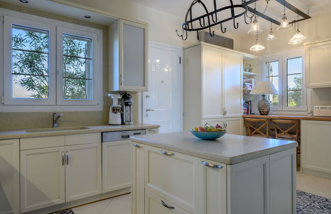 Methoni Paradise Villa for 10 & Pool - Foto 9