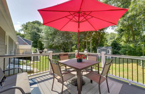 Coastal Getaway with Porch, 2 Mi to Niantic Beach! - Foto 4