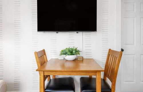 The Flats on Florida St - Super Comfy 2-Bedroom Apartments - Foto 34