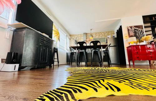 Loft atypique 130 m2 Clim patio couvert et terrasse pkg gratuit tram à 5mn à pied un accès direct au centre-ville - Foto 21