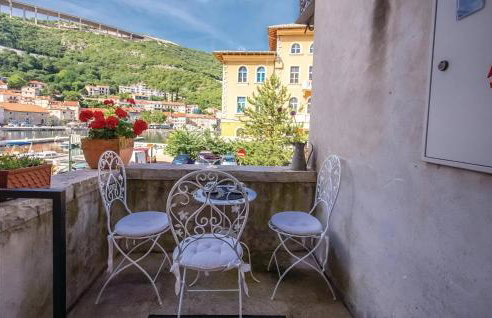 Charming Old House with Sea View Bakar - Photo 21