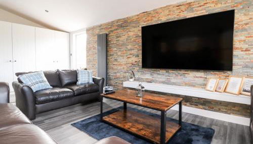 Box Tree Escapes - Photo 1