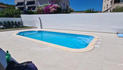 Apartman Ana with POOL - Foto 4, sunbed