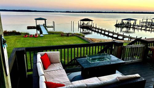 Relax,Fish,Grill,Chill! Pup,Kid Friendly Riverfront Paradise! Amenities,Gameroom - Foto 2