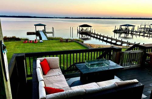 Relax,Fish,Grill,Chill! Pup,Kid Friendly Riverfront Paradise! Amenities,Gameroom - Foto 2