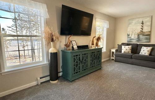 Waterfront Family & Pet Friendly Home with Hot Tub "Sandpiper Shores" - Foto 38