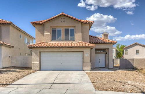 Peaceful Las Vegas Pool Oasis, Pool Table, Hammock - Foto 12